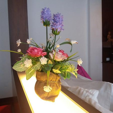 Nicha Suite Hua Hin Hotel Dış mekan fotoğraf